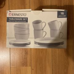 Tableware Set 16pcs Brand New in box