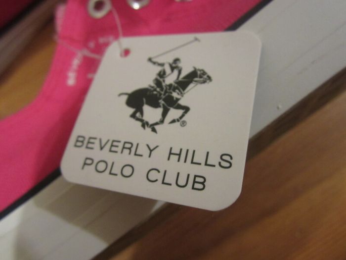 BHPC    new pink   size 4