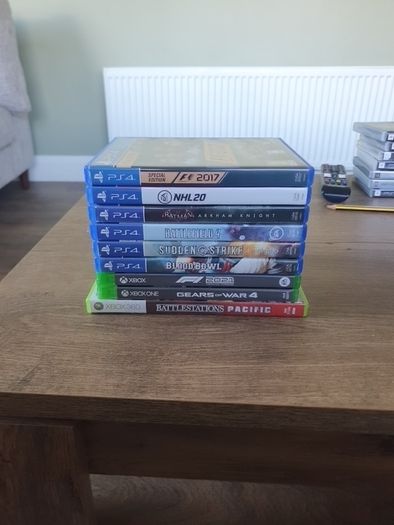 Xbox & playstation games