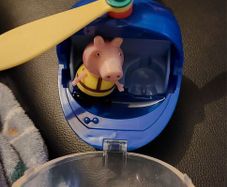 Peppa Pig rare helicopter with a figure (1046)