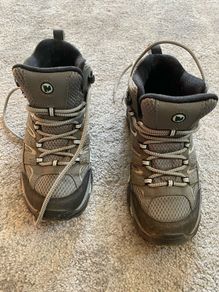 Merrell hiking boots size 5