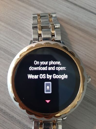 Kate Spade Scallop Smartwatch