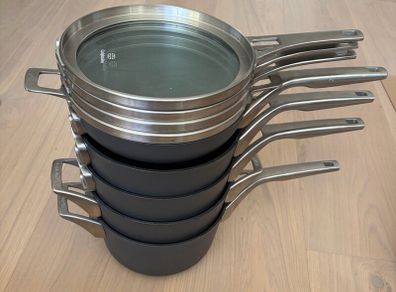 Calphalon premier 9 piece non-stick pans-like new