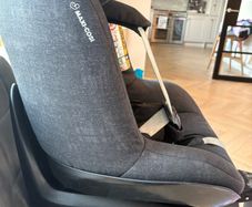 Car Seat rear and forward facing stage 2