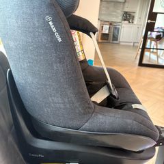 Car Seat rear and forward facing stage 2