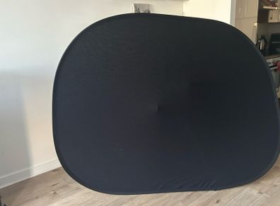 Double Sided Black and White Pop Up Background