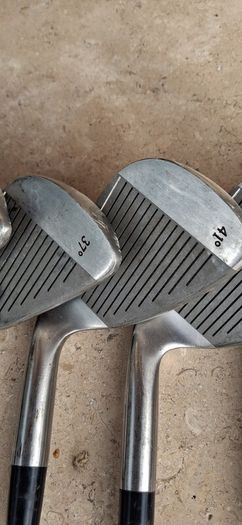 Lady's full Iron set plus 7 wood