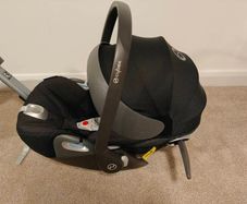 CYBEX BALLIOS cloud z infant car seat.