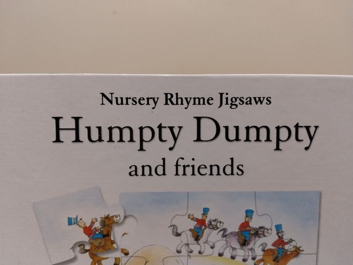Nursery Rhyme Jigsaws: Humpty Dumpty and Friends, jigsaw puzzle book