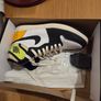 Jordan 1 white black volt Image 5