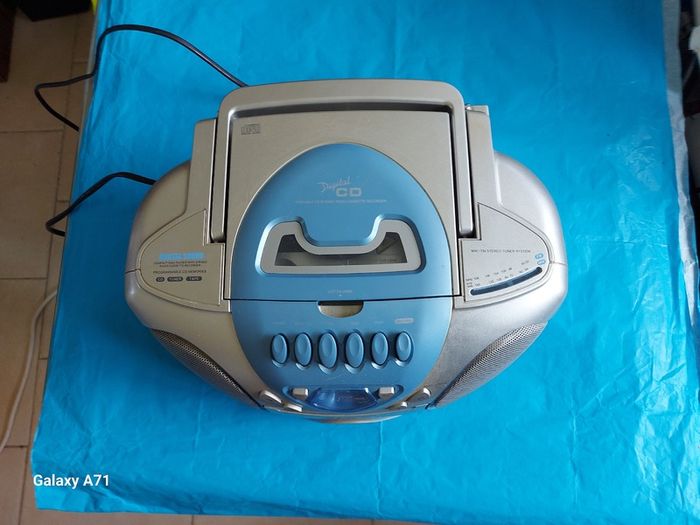 ALBA Portable CD RADIO CASSETTE Player, everything works fine, Radio, CD & Tape