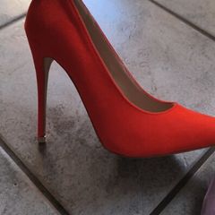 Bright Red Hells size 37 PrettyLittlething