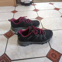 Columbia womens  Trainers/ runners Size 6.5