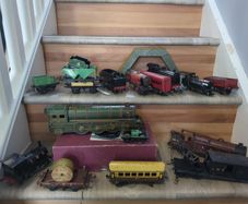Vintage O Gauge Tinplate Model Train