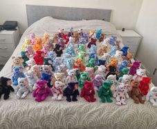 Ty Beanie Babies Bears x 84 Mint with Mint Tags