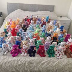 Ty Beanie Babies Bears x 84 Mint with Mint Tags