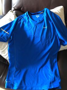 mens top Nike