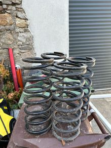 Land Rover Defender 90 1inch springs