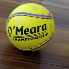 O'Mearas Championship Sliotar size 5