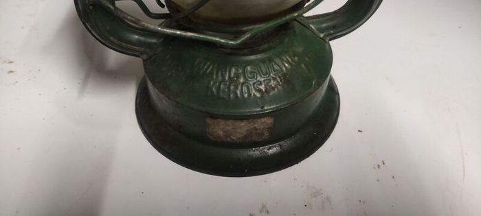Vintage tilly lamp