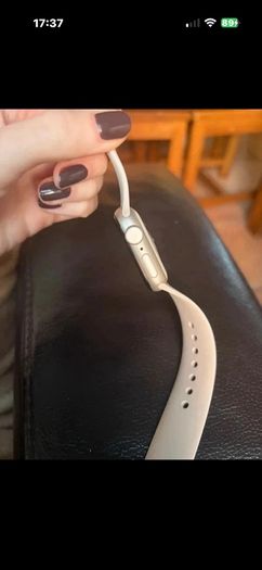 apple watch SE2 excellent condition, barely used, 96% battery health