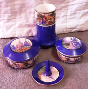 four piece ruthland pottery