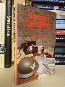 Raiders Overhead: A Diary of the London Blitz by Barbara Nixon (LP215)