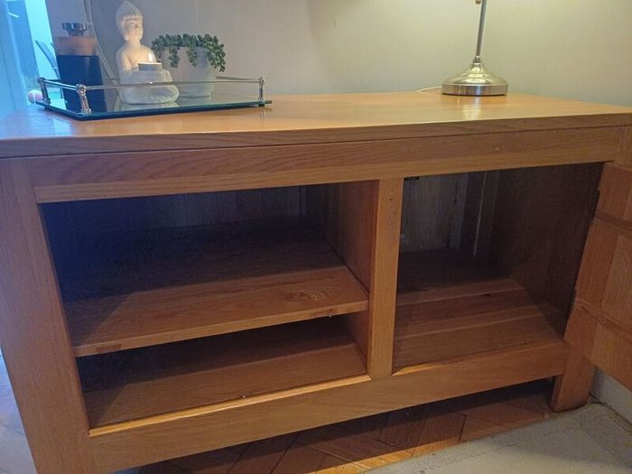 Solid Oak TV cabinet Modern design