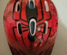 spider man helmet