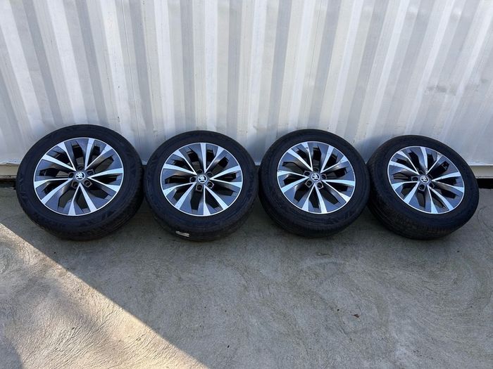 Genuine Skoda Sportline 18" Alloy Wheels
