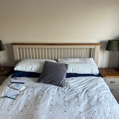 King bed, matching lockers and chest of drawers