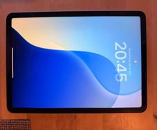 iPad Air 5th Gen 64GB 11"