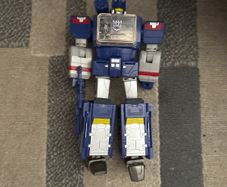 Transformers Titans Return Soundwave