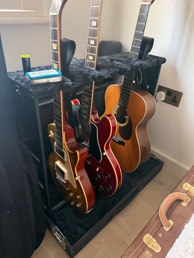 Gator 4 Guitar Stand / Rack