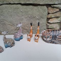 Cat figurines bundle
