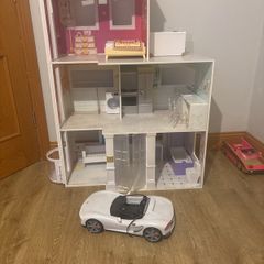 Rainbow High Dolls House and car