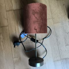Table lamp