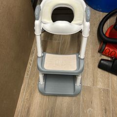 toilet training toilet
