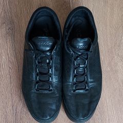 Ecco gortex size 10 black shoes