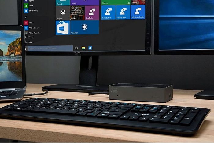 Targus 190 USB-C Universal DV4K Laptop Docking Station