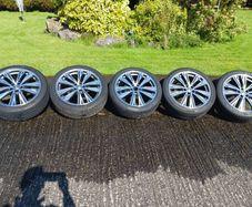 5 x genuine Audi a6 S line alloys and tyres