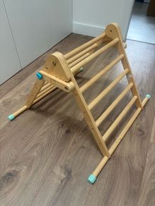 Pikler climbing frame