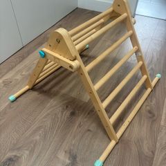 Pikler climbing frame
