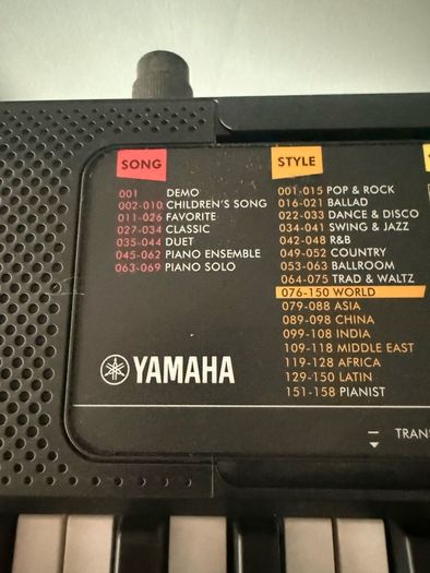 Yamaha piano keyboard