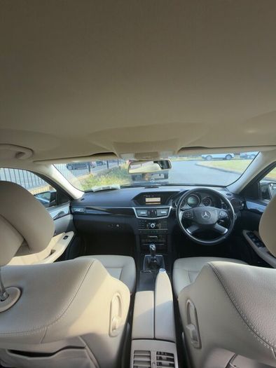 Mercedes-Benz E-Class 2011   Soldd