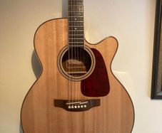 Takamine