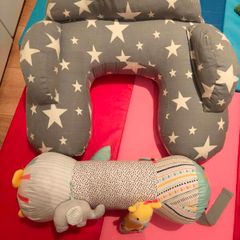 Baby nursing  sit-up pillow and tummy time roller toy