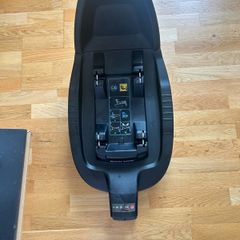Maxi-Cosi FamilyFix3 ISOFIX Car Seat Base (i-Size)