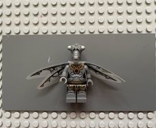 lego Star Wars sw0382 Geonosian Zombie minifigure - Dark Bluish Gray, with Wings