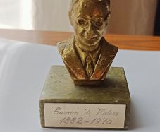 Vintage brass bust on Hibernia Marble of Eamon de Valera 1882 - 1975 an Irish president and political leader  made in Ireland  height  8.5cm